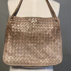 Bottega Veneta Vintage Classic Tan Woven Napa Leather Shoulder Bag Purse Tote